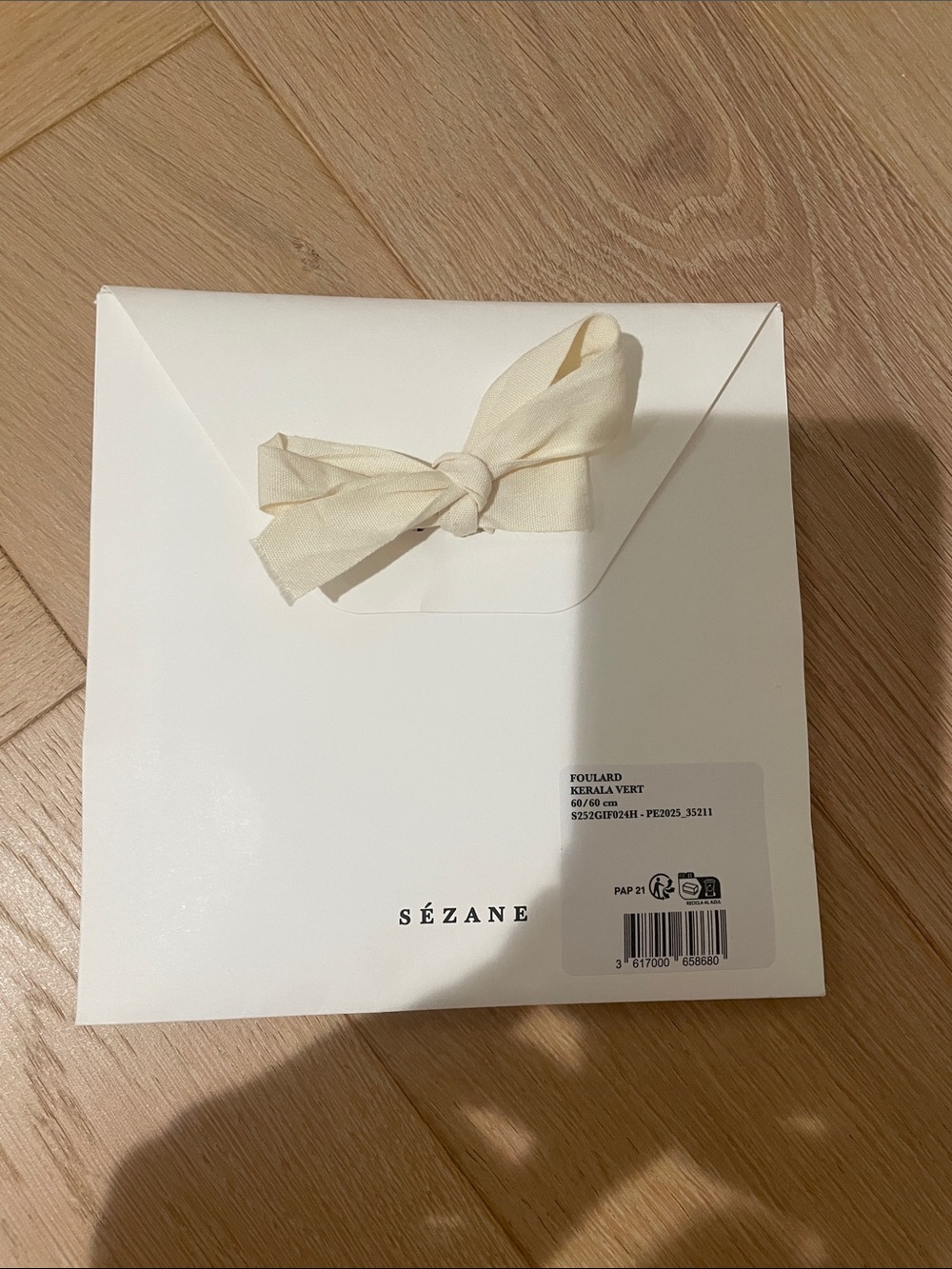 NWT Sezane Scarf Le Foulard Pour LA VIE 🇫🇷 - Picture 3 of 4